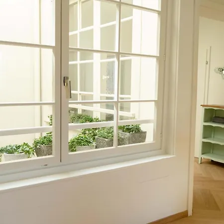 Familienwohnung Im Herzen Von Mit Pool Und Sauna 伯尔尼