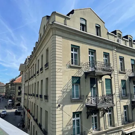 アパート Familienwohnung Im Herzen Von Mit Pool Und Sauna