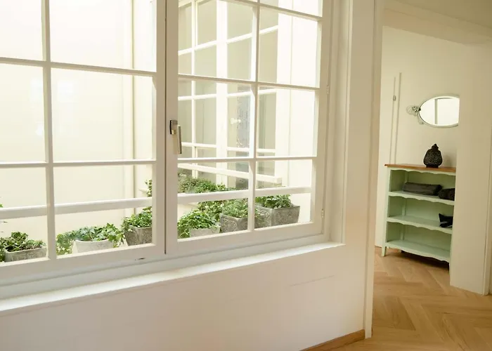 Familienwohnung Im Herzen Von Mit Pool Und Sauna Bern