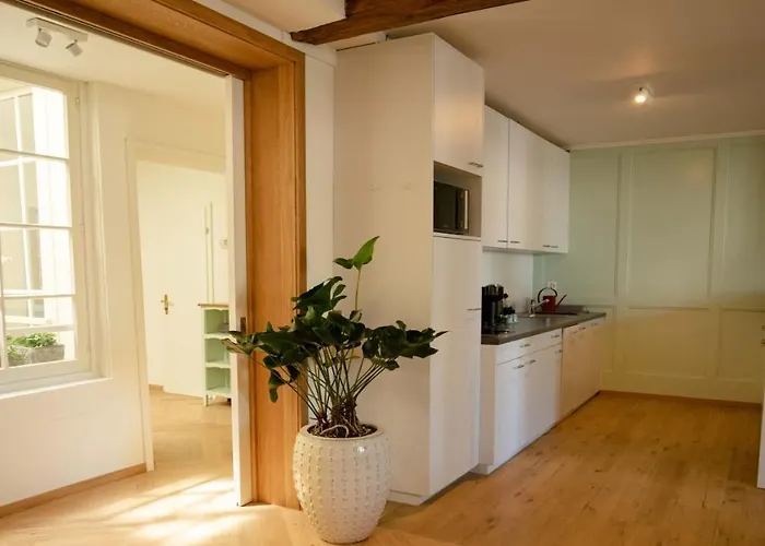 Appartement Familienwohnung Im Herzen Von Mit Pool Und Sauna *