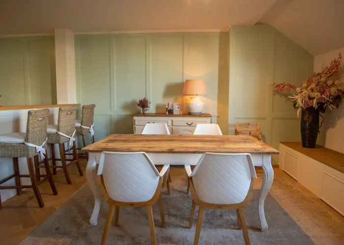 Familienwohnung Im Herzen Von Mit Pool Und Sauna Bern